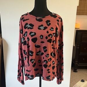 Leopard Print Long Sleeve Top